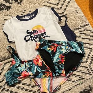 Swimsuit Bundle Size 10/12 2 Bikini’s & Rashgaurd